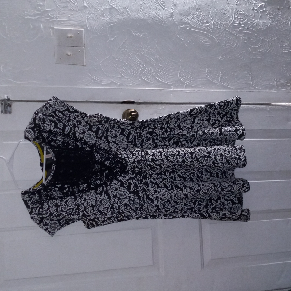 Black and white mini dress Xhilaration